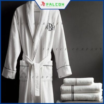 Áo choàng tắm khách sạn kiểu kimono, thanh lịch, tinh tế.