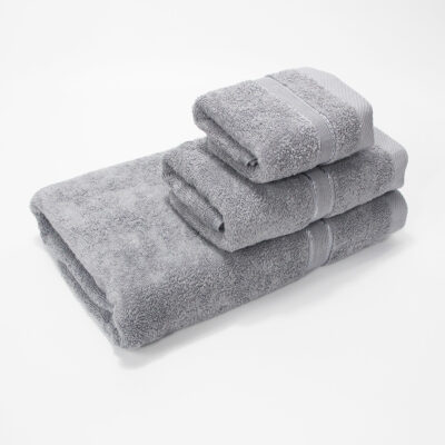 khăn màu khách sạn từ nhỏ đển lớn