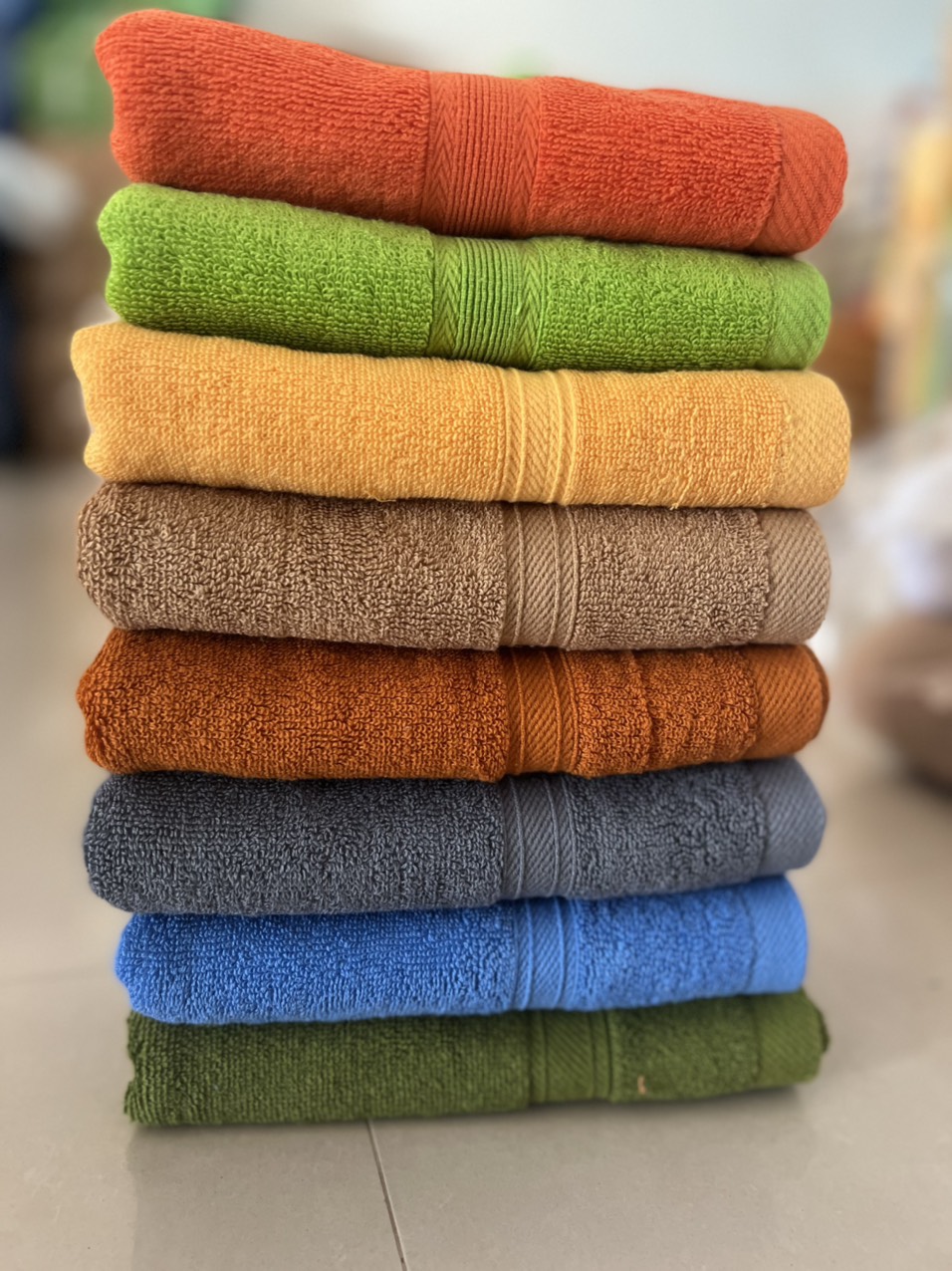 khan-nhieu-mau-khach-san-10 khăn tắm khách sạn nhiều màu phù hợp cho mọi loại khách sạn
